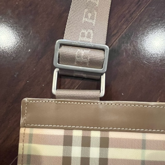 Authentic Burberry Pink Nova Check Coated Canvas Crossbody Bag Purse - Vintage - Picture 2 of 12